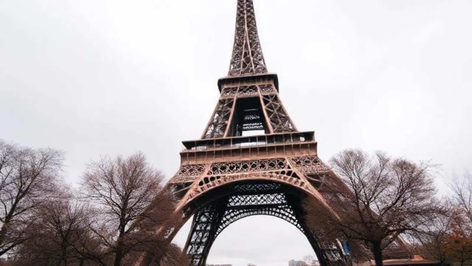 eiffel tower pick up line